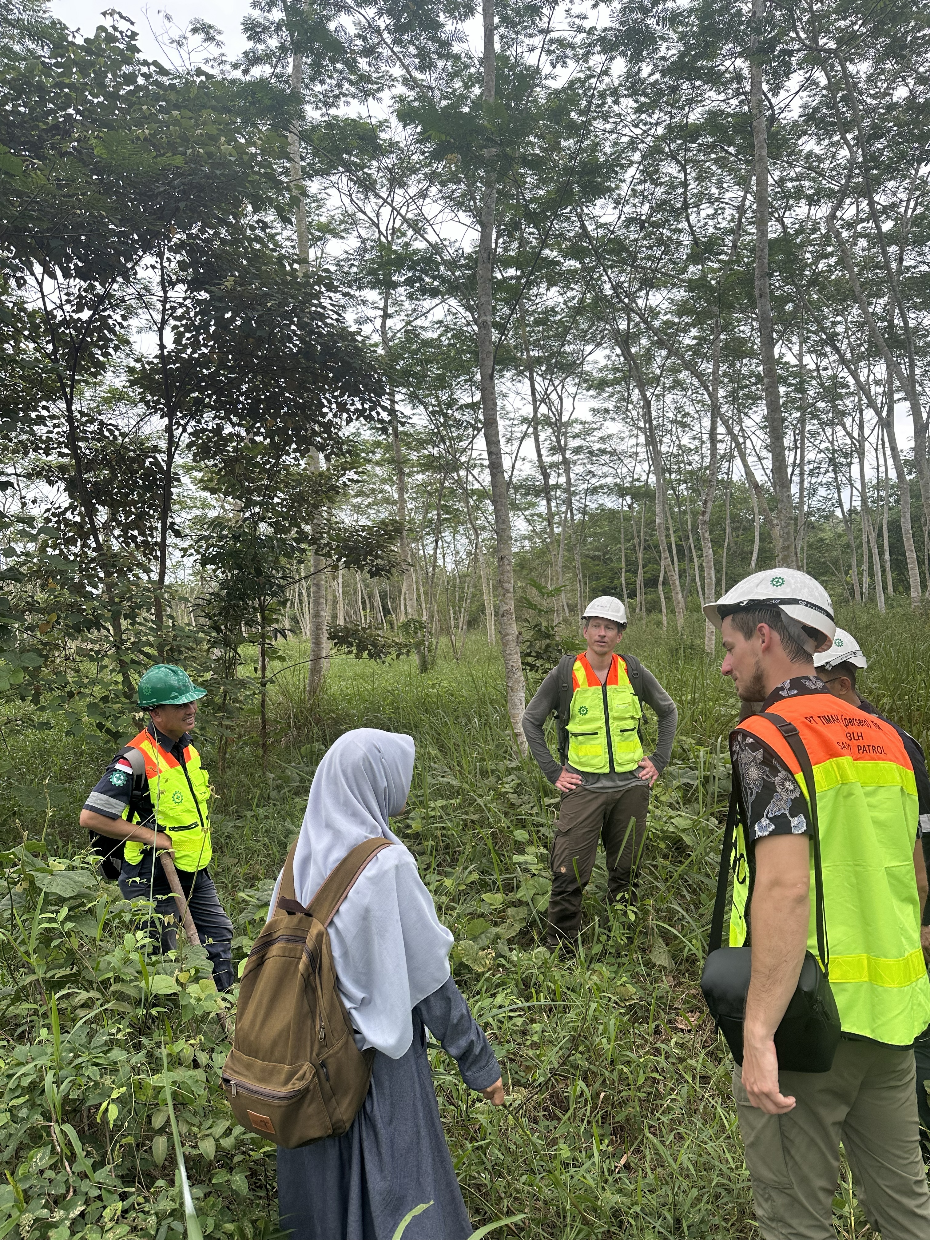 Bappeda dan BGR Memantau Pilot Site Reklamasi PCE - 5