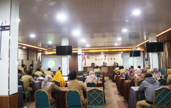 Integrasikan dan Sinkronisasi Kebijakan Pembangunan Pusat dengan Kebijakan Pembangunan Daerah