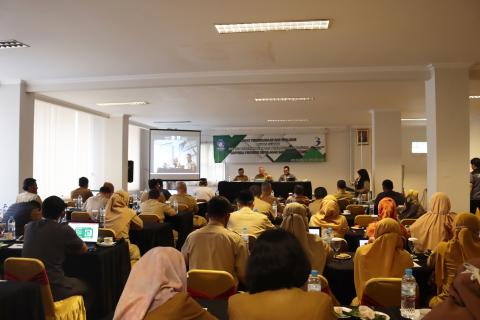 Sekretaris Bappeda Babel Buka Rapat Perencanaan dan Evaluasi Lintas Sektor Bidang Pemerintahan dan Pembangunan Manusia Tahun 2022