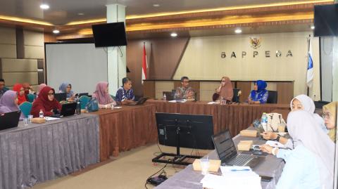 Pengendalian dan Evaluasi: Acuan Utama Penyusunan Dokren