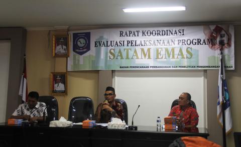 Penerima Bantuan Satam Emas Puas